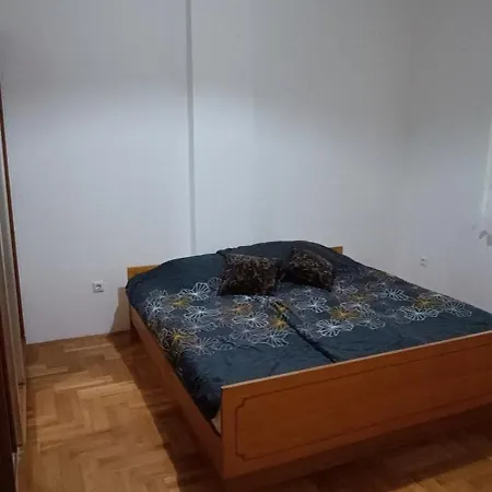 Stan Na Dan Bl Apartment *